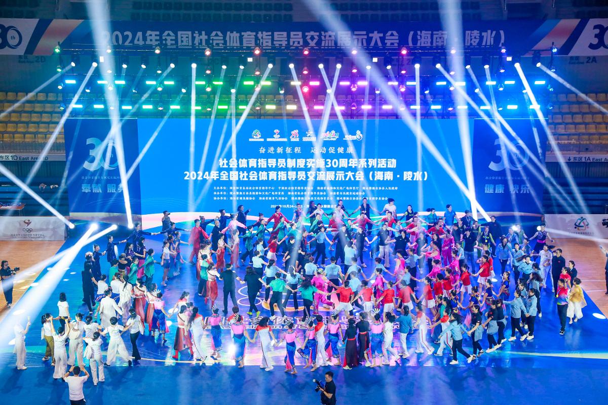 博主谈徐根宝难觅接班人：崇明基地待遇不行，管理方法落伍